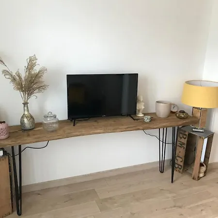 Cozy And Comfortable 2-room In * روان