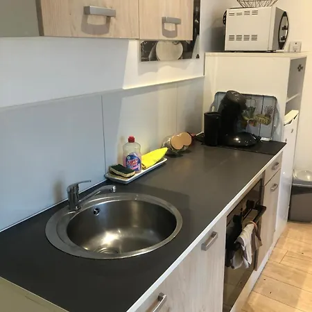 Cozy And Comfortable 2-room In